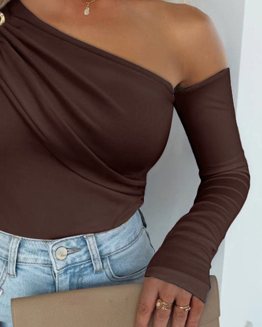 Metal Ring Decor Cold Shoulder Ruched Slim Fit T Shirt Layering Top With Thumb Hole Cuffs