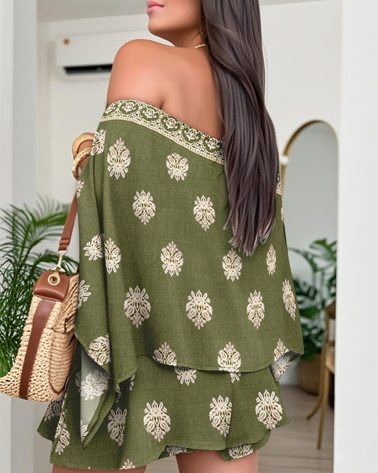 3 Pieces Outfit Floral Print Off Shoulder Multi Ways Top and Casual Shorts Set with Bandeau(Without Belt)