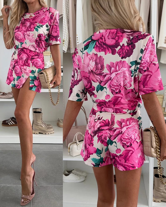 Floral Print Round Neck Half Sleeve Top and Casual Slit Shorts Sets