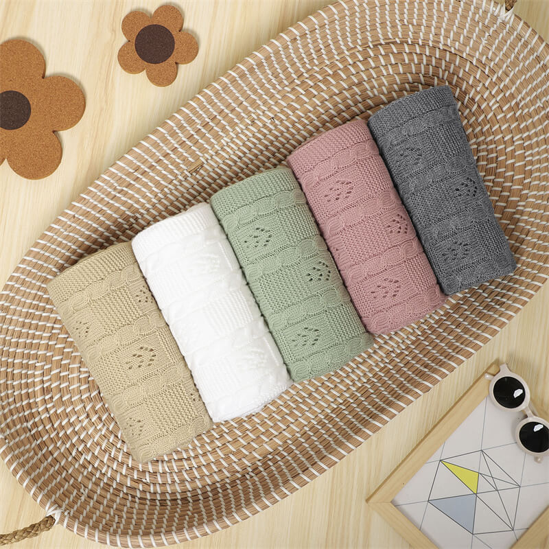 Five-Colors-Cable-Knit-Blanket-Baby-Nursery-Stroller-Blanket-Organic-Cotton-A039-Scenes-2