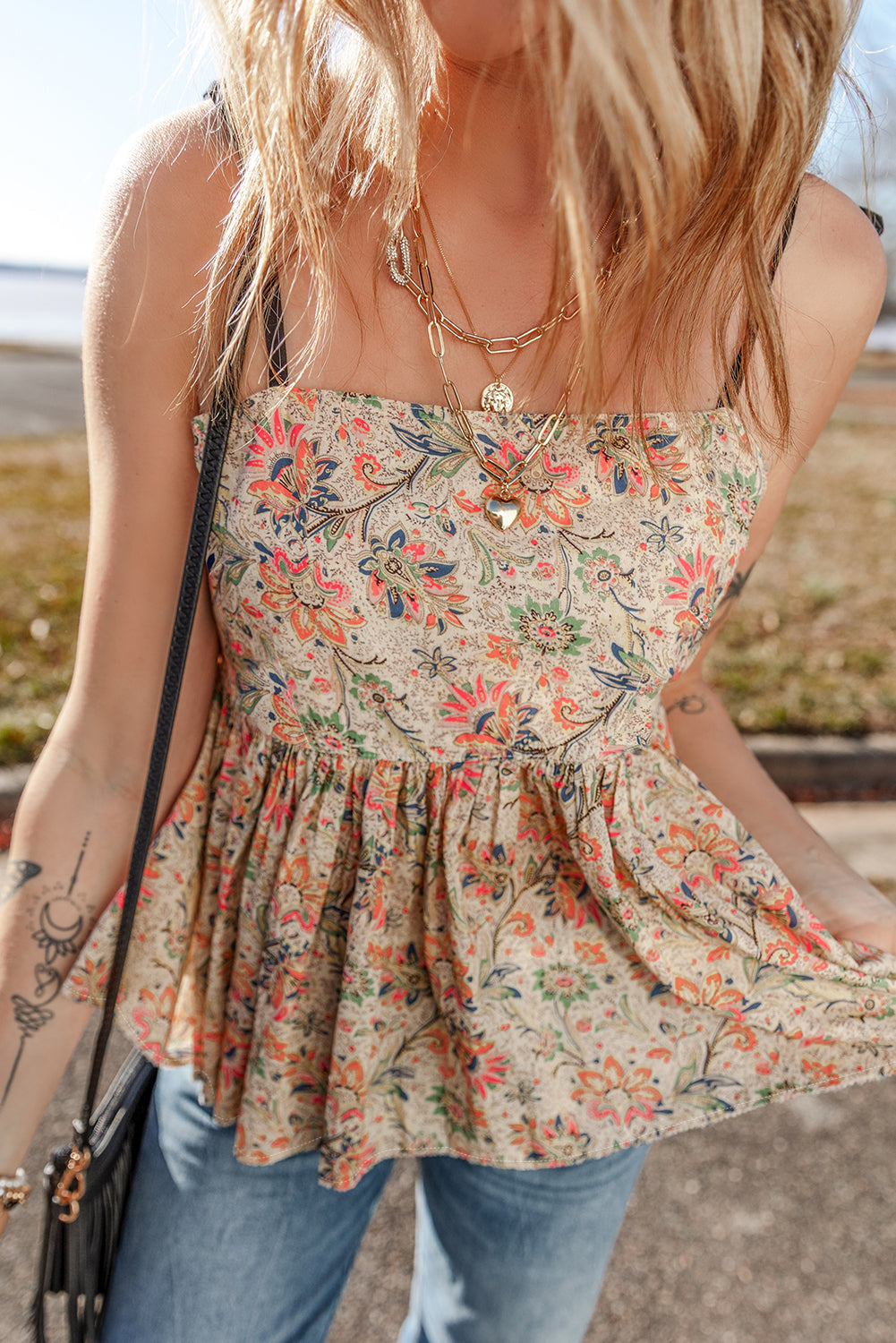Apricot Floral Print Spaghetti Straps Ruffled Peplum Tank Top