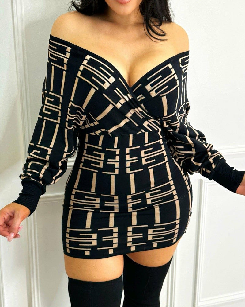 Geometric Print Batwing Sleeve Bodycon Dress