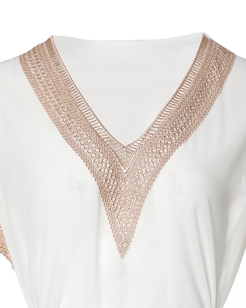 Contrast Lace V Neck Batwing Sleeve Casual Dress
