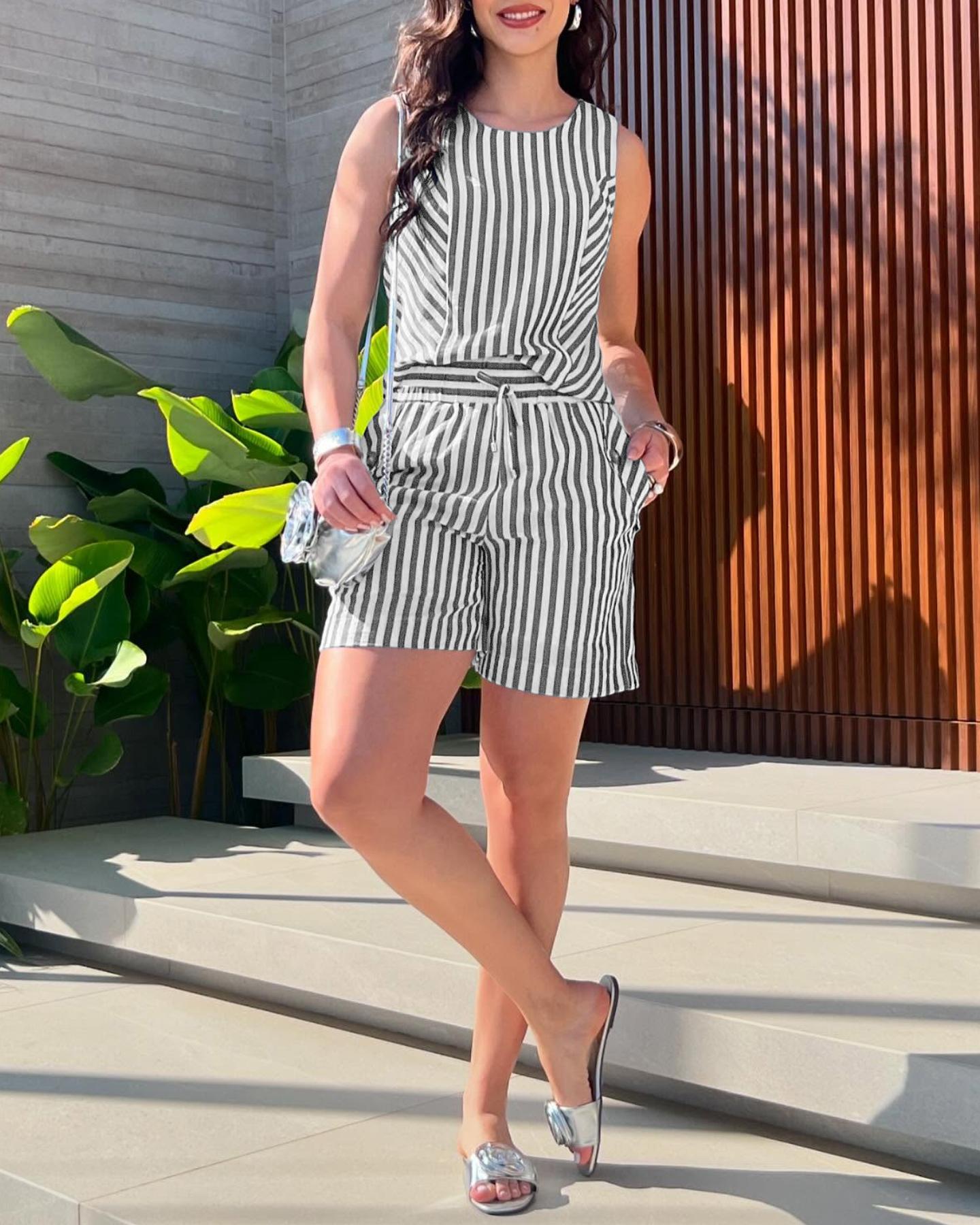 2 Pieces Outfit Striped Print Round Neck Sleeveless Tank Top and Casual Shorts Set