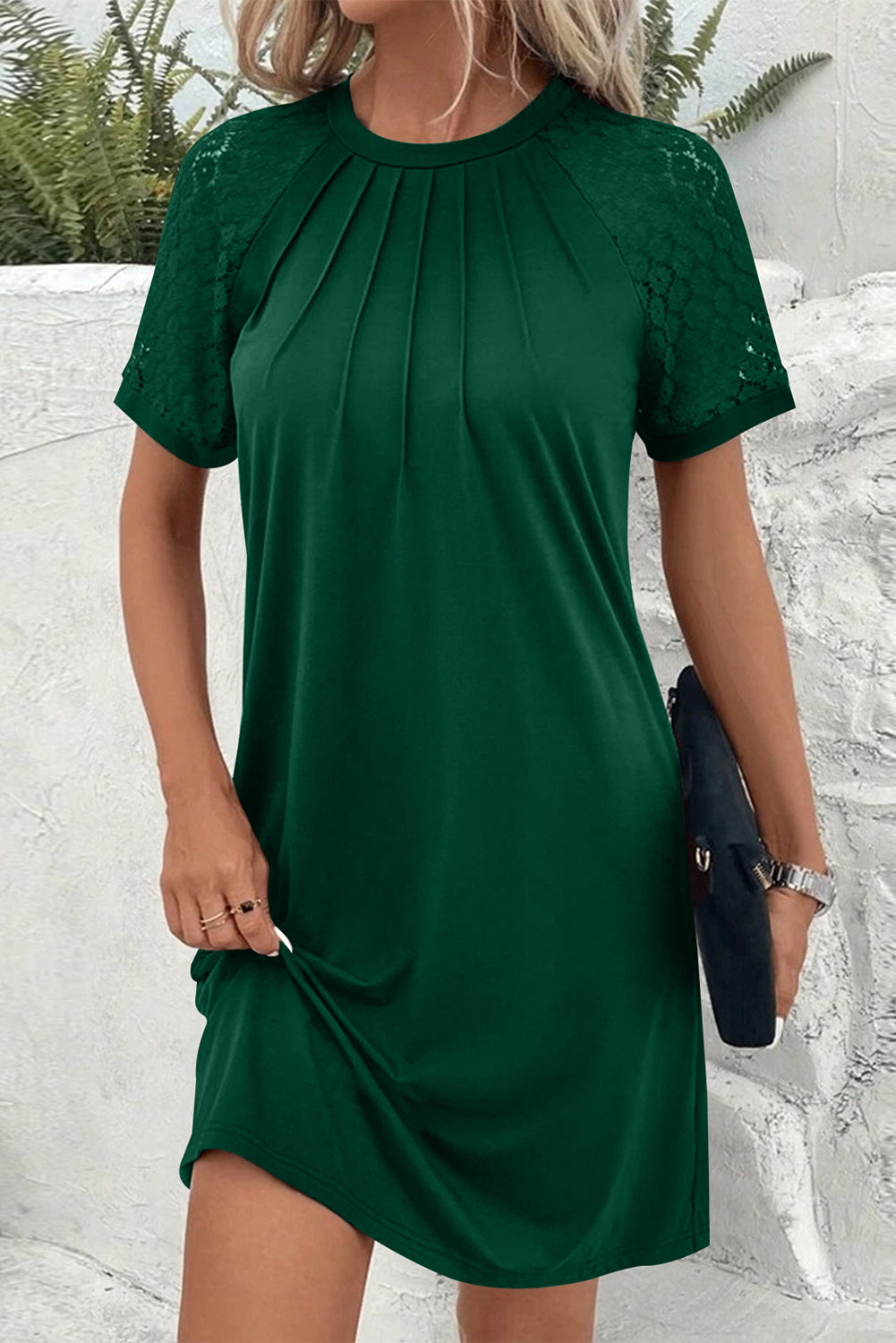 Green Contrast Lace Raglan Sleeve Pleated Detail Shift Dress