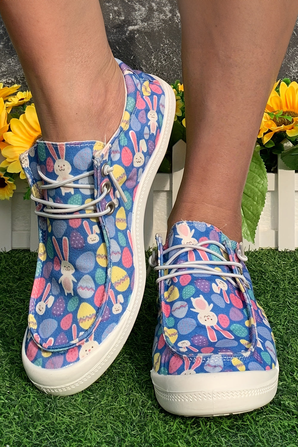 Dusk Blue Easter Rabbit Egg Print Lace-up Sneakers