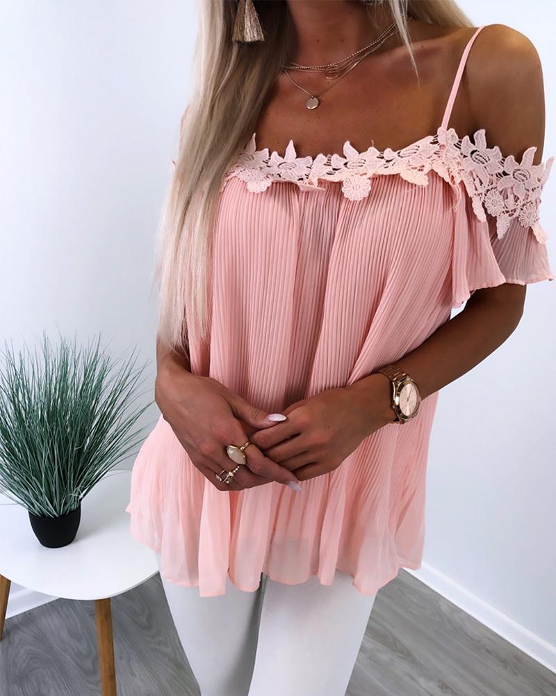 Floral Pattern Lace Patch Ruched Chiffon Top