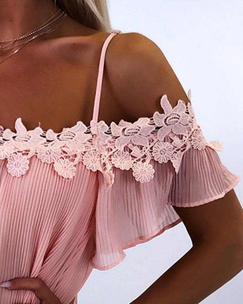 Floral Pattern Lace Patch Ruched Chiffon Top