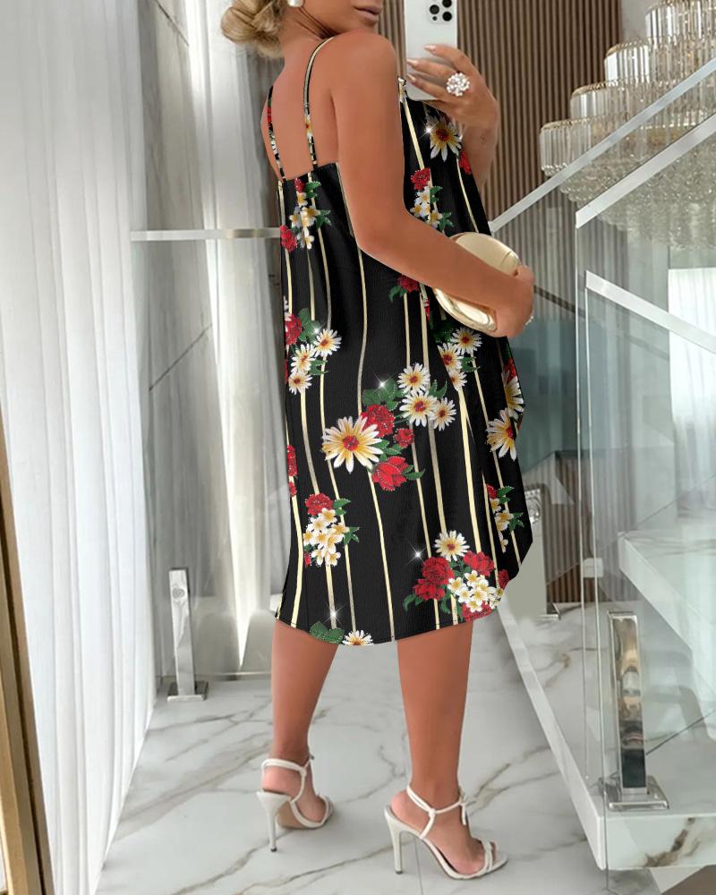 2 Pieces Outfit Floral Print Halter Sleeveless Criss Cross Top and Casual Shorts Set