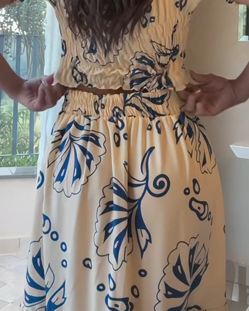 2 Pieces Outfit Floral Print Square Neck Puff Sleeve Crop Top and Casual A Line Ruffles Skirt Set