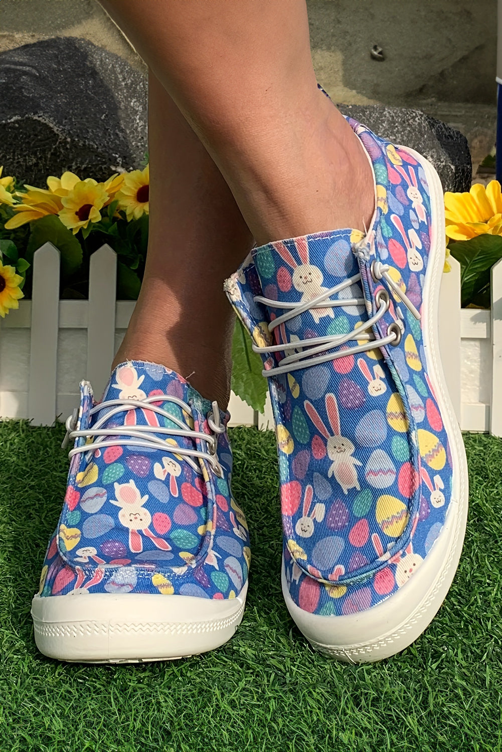 Dusk Blue Easter Rabbit Egg Print Lace-up Sneakers