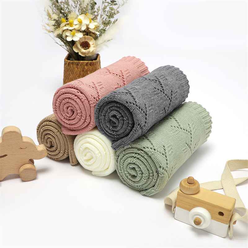    Five-Colors-Baby-Blanket-Cotton-Knit-Soft-Cozy-Newborn-Boy-Girls-Swaddle-Receiving-Blanket-Hearts-Knitted-Blanket-A052-Scenes-2