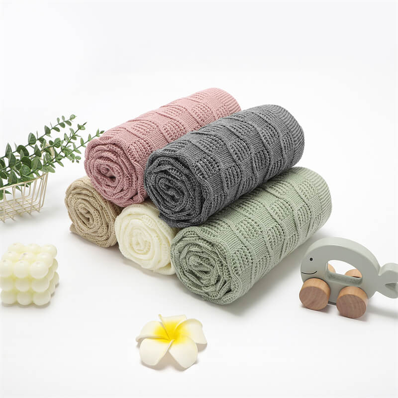 Five-Colors-Organic-Cotton-Knit-Soft-Warm-Cozy-Unisex-Receiving-Swaddler-Cuddle-Stroller-Crib-Quilt-Blanket-A037-Scenes-1