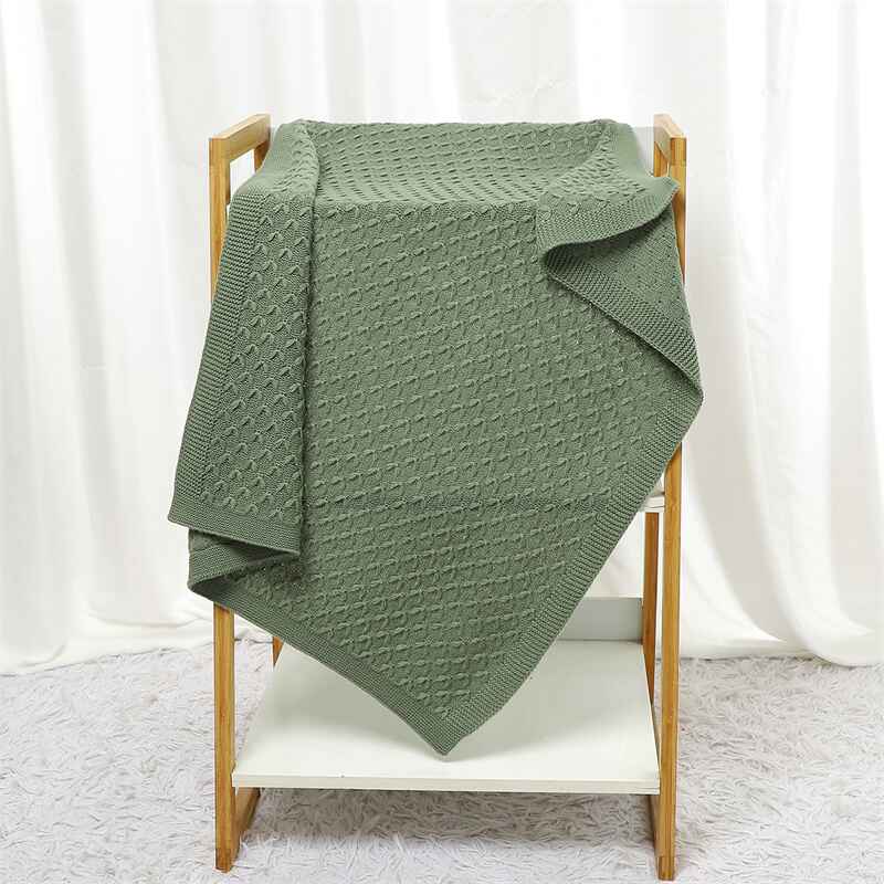 Green-Cute-New-York-Premium-Soft-Cotton-Cable-Knit-Baby-Blankets-Receiving-Blanket-A064-Scenes-2