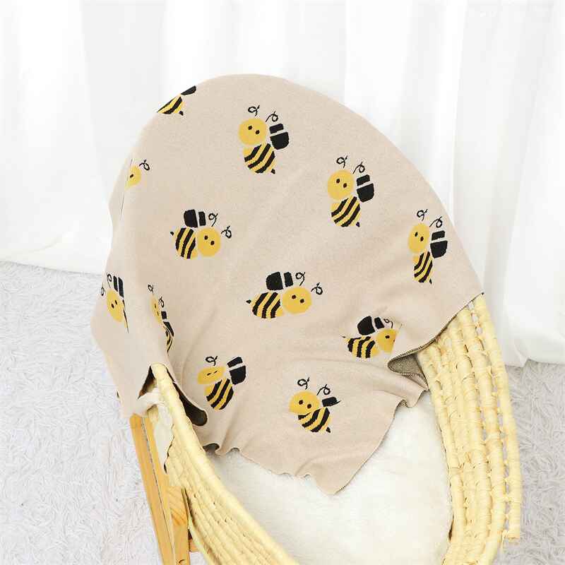 Light-Camel-Knit-Blanket-Baby-Nursery-Swaddle-Super-Soft-Breathable-Cotton-cute-bee-pattern-A085-Scenes-5