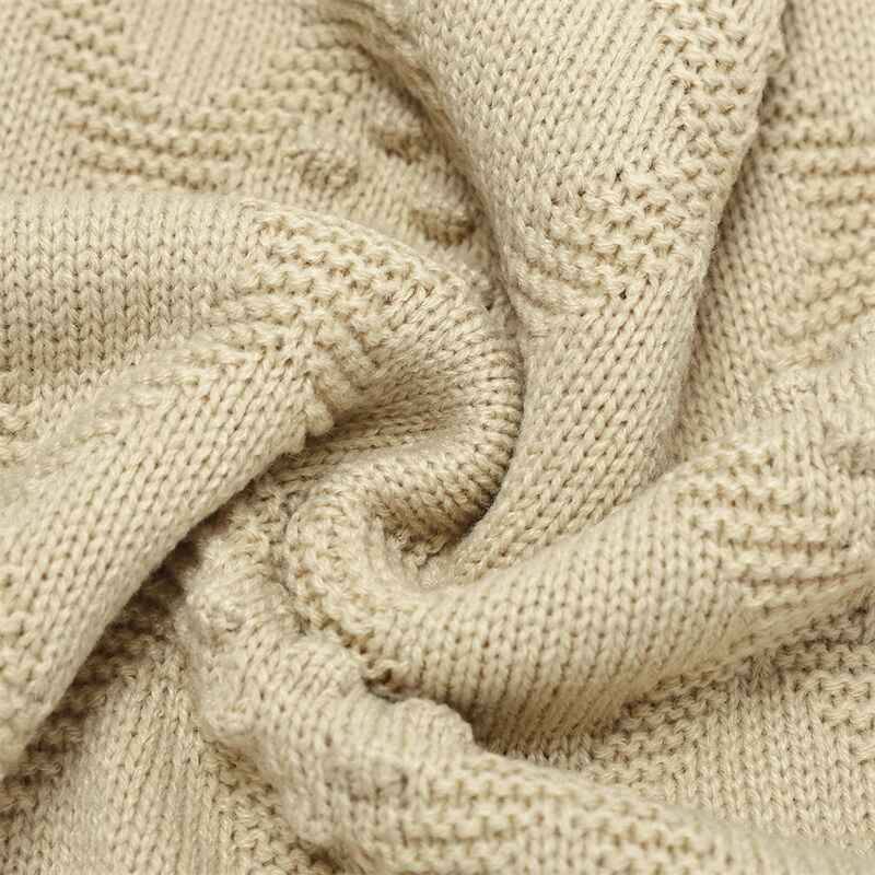 Mika-Cable-Knit-Baby-Blanket-Neutral-Baby-Receiving-Blankets-A070-Detail-2