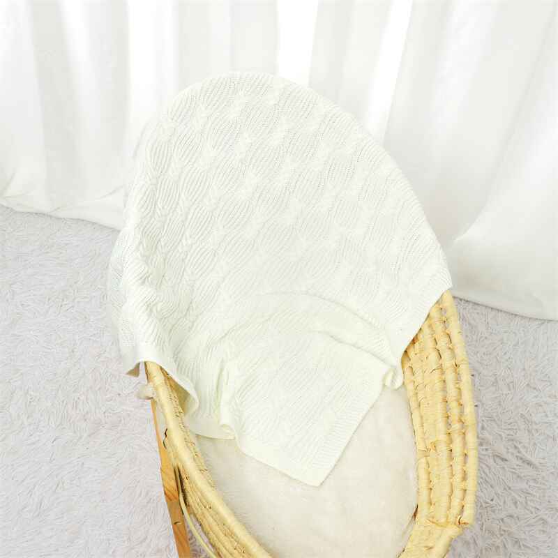 White-Pure-Cotton-Baby-Blanket-Knit-Cellular-Toddler-Blankets-for-Boys-and-Girls-A084-Scenes-1