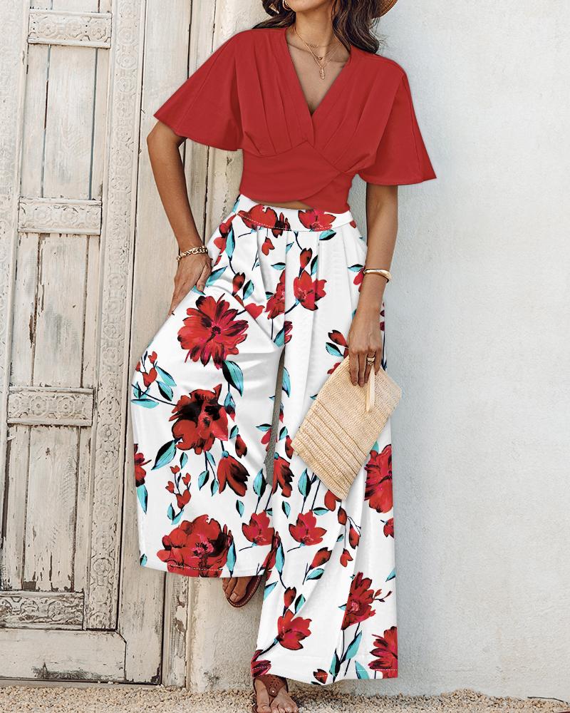 2 Pieces Outfit Plain V Neck Short Sleeve Ruched Top and Casual Floral Print Wide Leg Pants Set