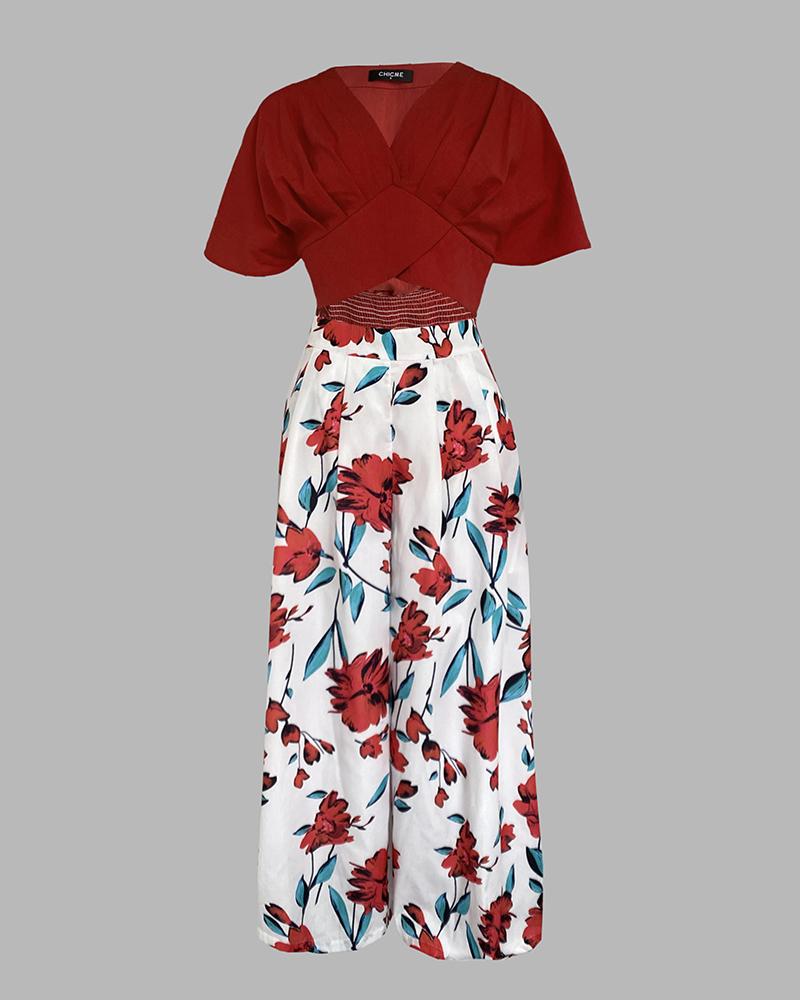 2 Pieces Outfit Plain V Neck Short Sleeve Ruched Top and Casual Floral Print Wide Leg Pants Set
