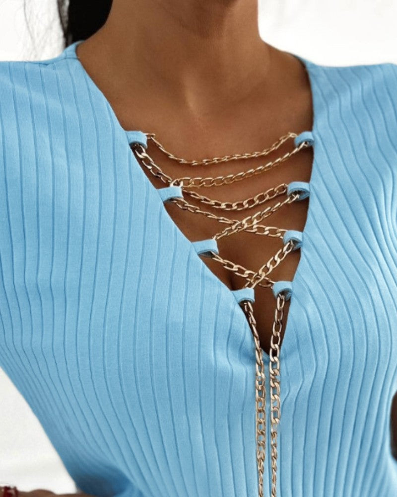 Plunge V Neck Criss Cross Chain Decor Top Casual Short Sleeve Ribbed T Shirt