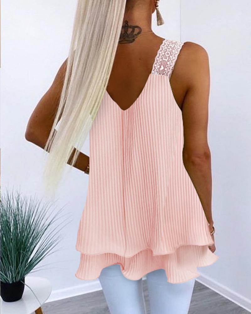 Love Heart Pattern Contrast Lace Tank Top