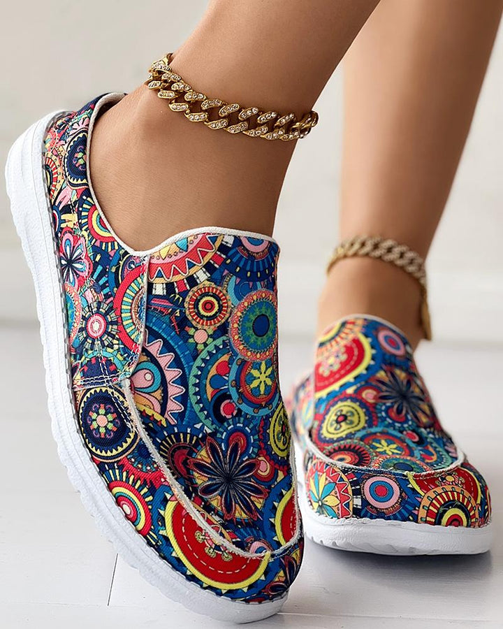 Tribal Floral Print Slip On Casual Loafers