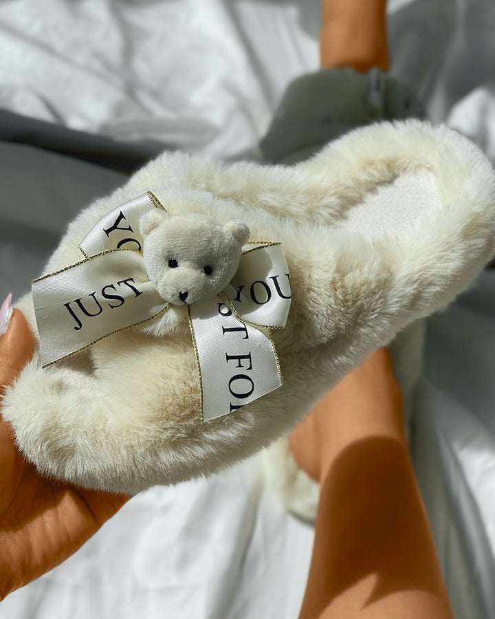 Bear Bowknot Decor Bandage Fluffy Slippers