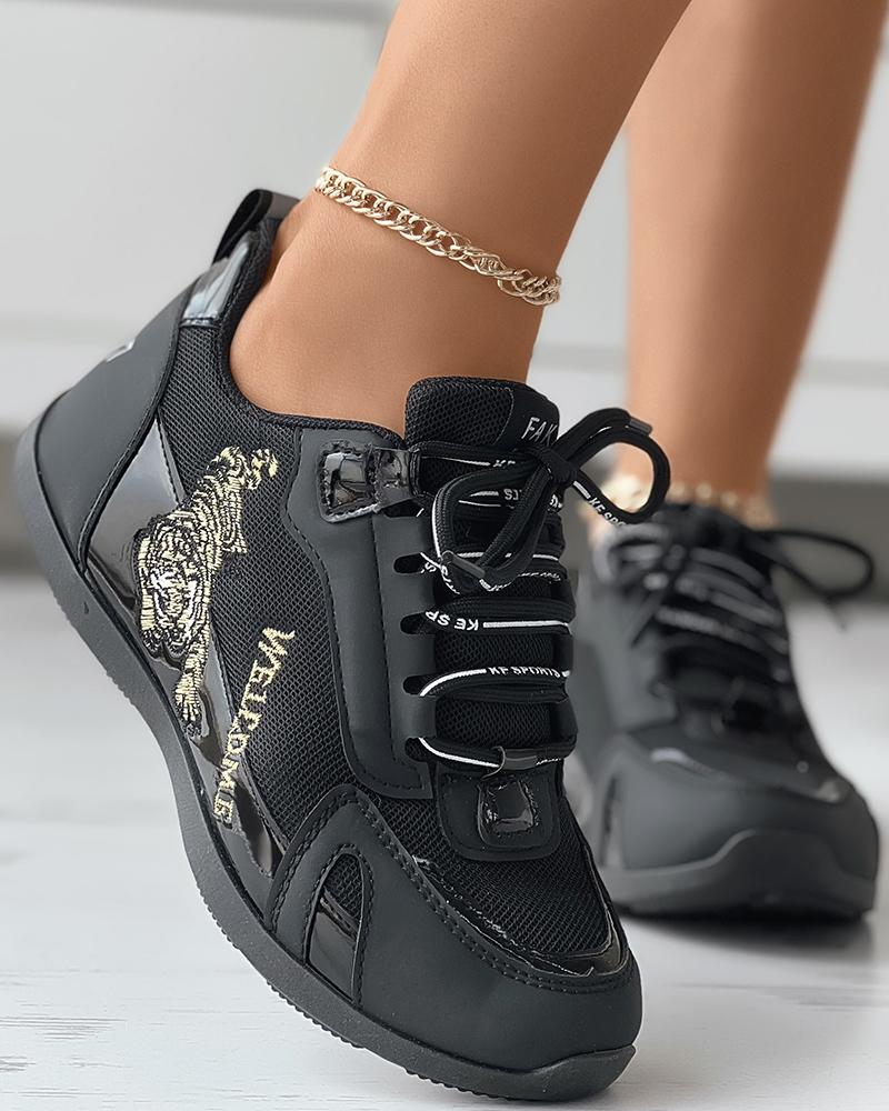 Tiger Embroidery Colorblock Lace up Sneakers