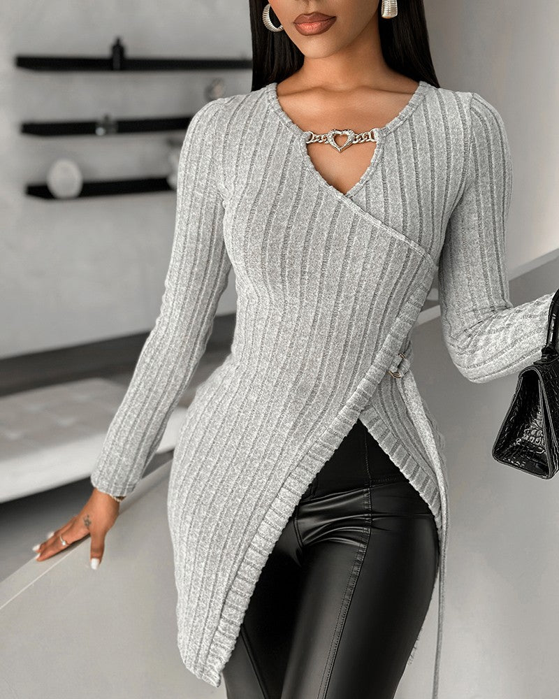 Chain Decor Slit Keyhole Neck Top