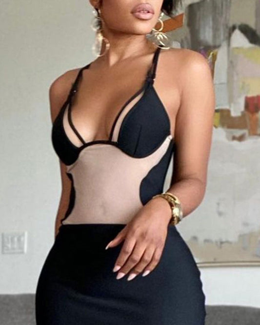 Contrast Paneled Plunging Neck Bodycon Dress