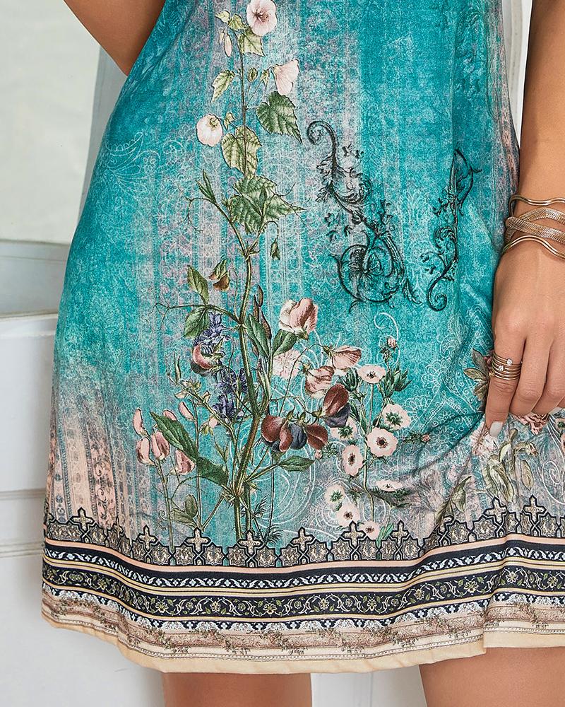 Floral Tribal Print Round Neck Casual Dress