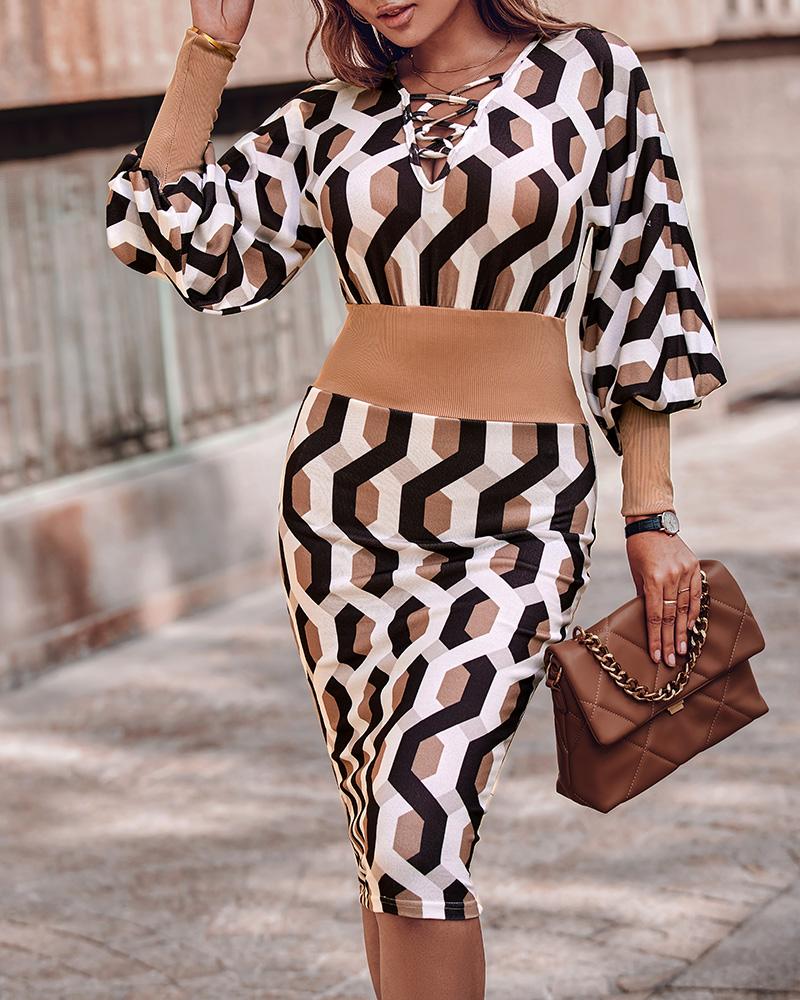 Geometric Print Lantern Sleeve Midi Dress