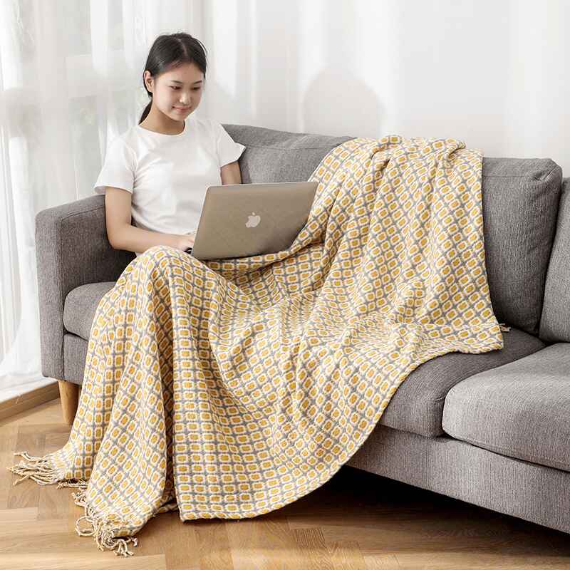 Yellow-Check-Chunky-Knit-Blanket-scene-picture