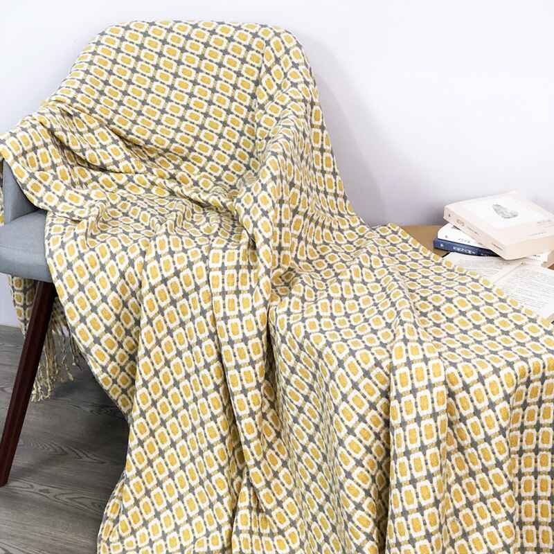 Yellow-Check-Chunky-Knit-Blanket