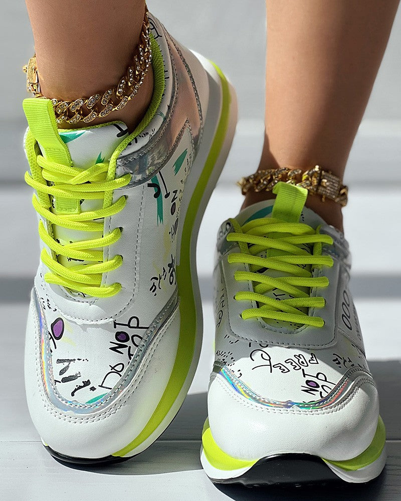 Lace up Letter Graphic Pattern Muffin Sneakers