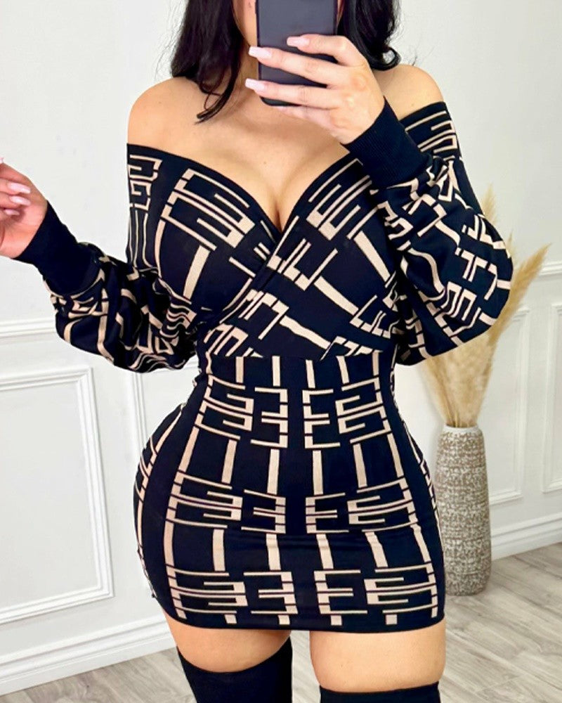 Geometric Print Batwing Sleeve Bodycon Dress