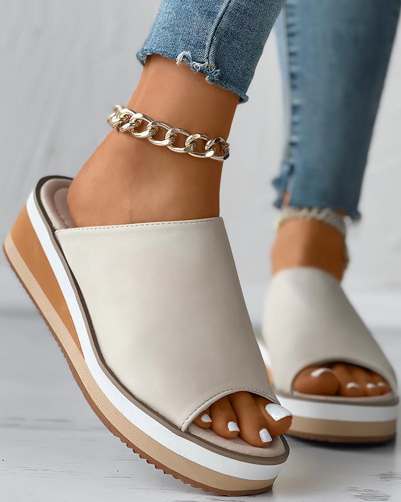 Contrast Paneled Peep Toe Wedge Slippers