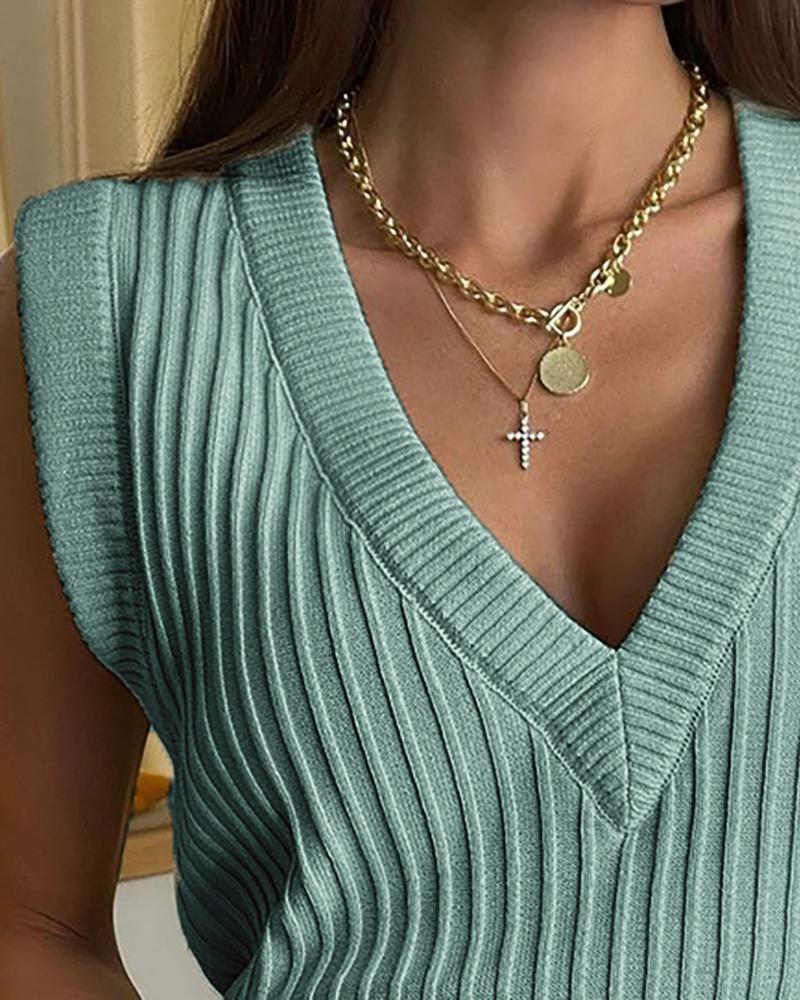 Ribbed Sleeveless V Neck Knit Casual Top